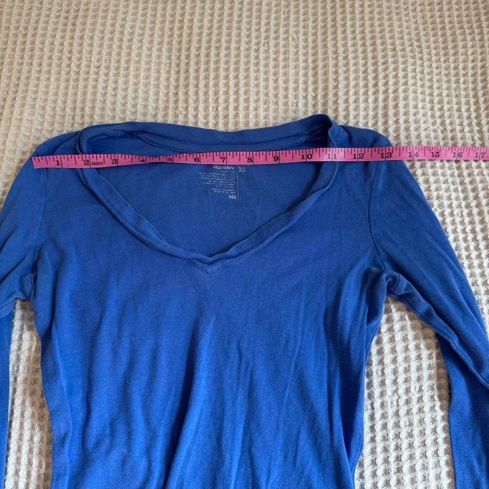 Old Navy Blue Long Sleeve V-Neck Top Fitted